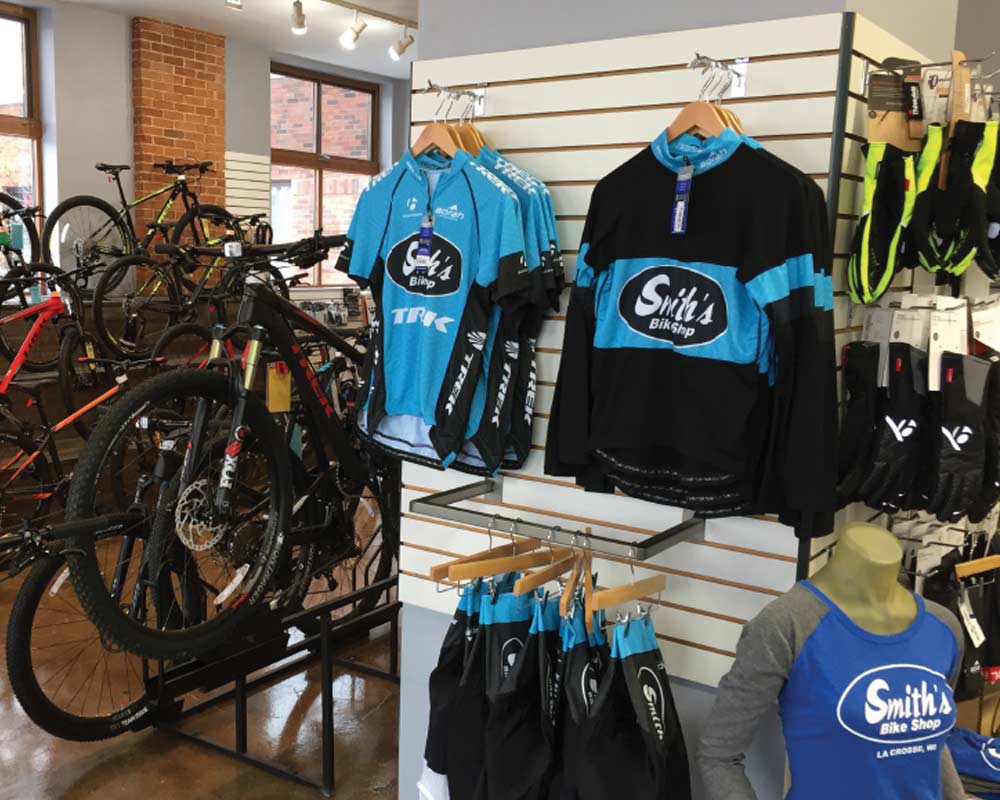Bike Jersey Branding: Advertising in Motion